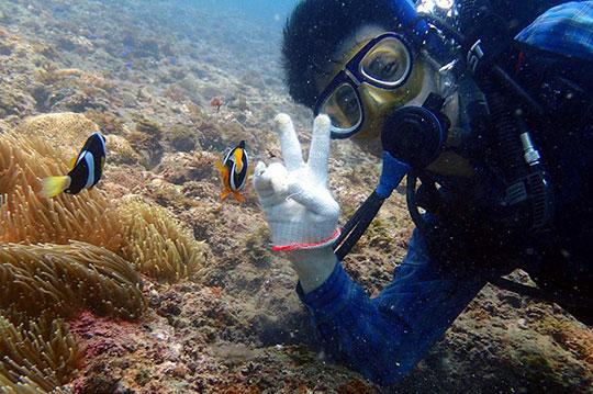 雷峰塔下面真的压了白蛇吗游戏画面