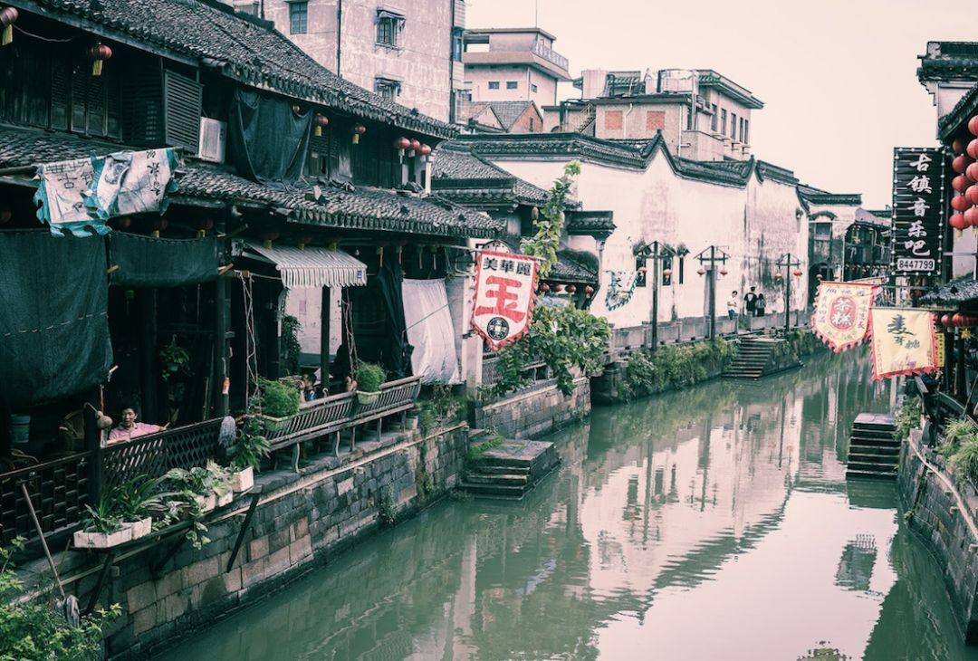 和王菲谈恋爱,是一种怎样的感受?梁龙的回答让人震撼